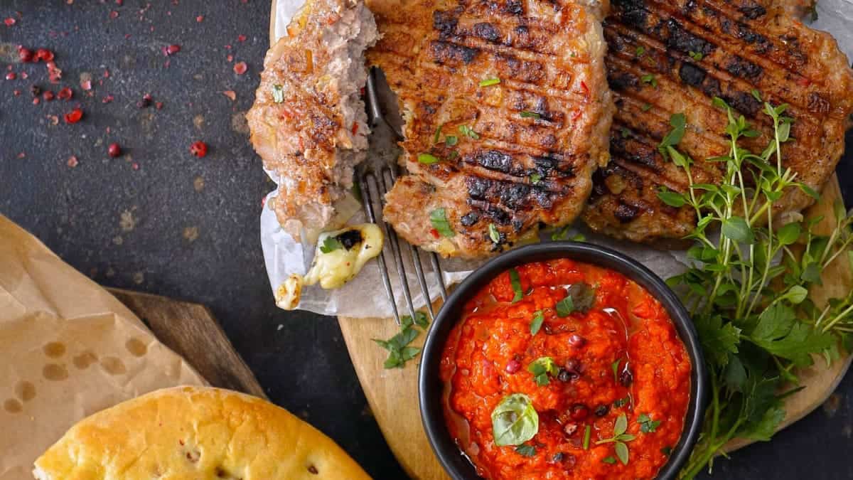 pljeskavica with cheese and ajvar